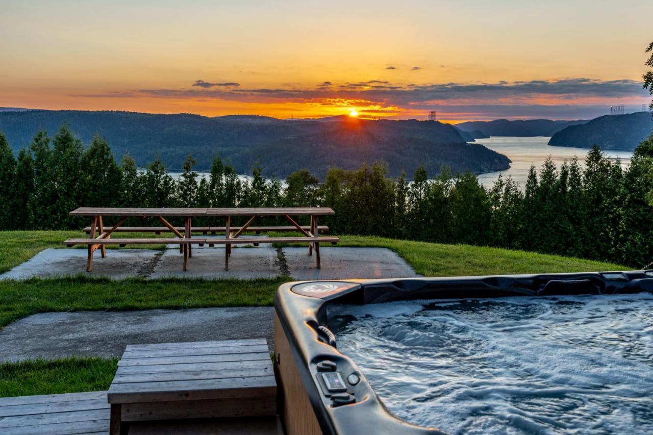 Montfjord - Chalets, Vue Spectaculaire Et Spa. Chantafjord #4 Sacre-Coeur Luaran gambar